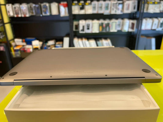 MacBook Air 13" 2020 M1